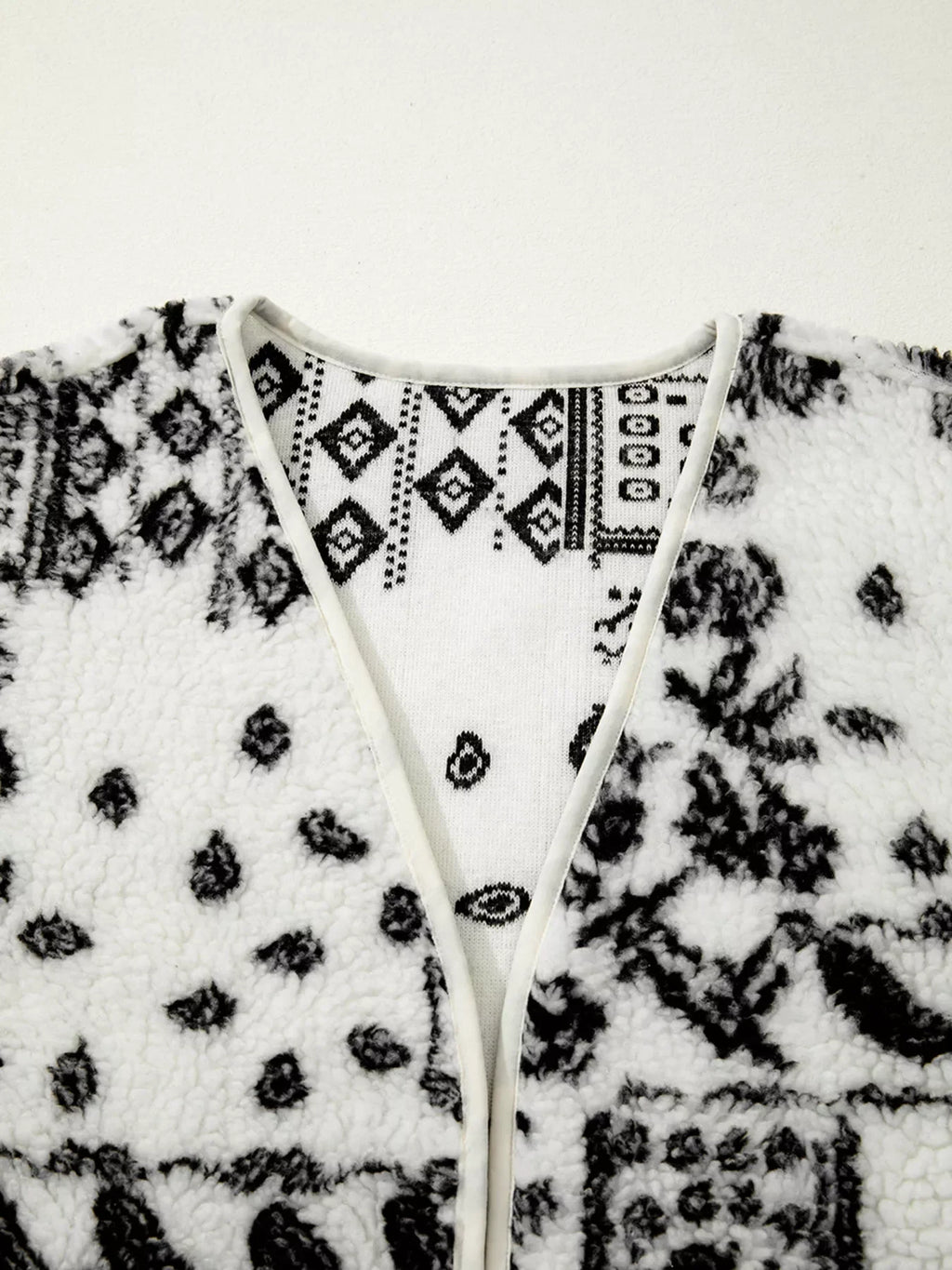 Sherpa Paisley Print Pocketed Western Fashion Vest Jacket