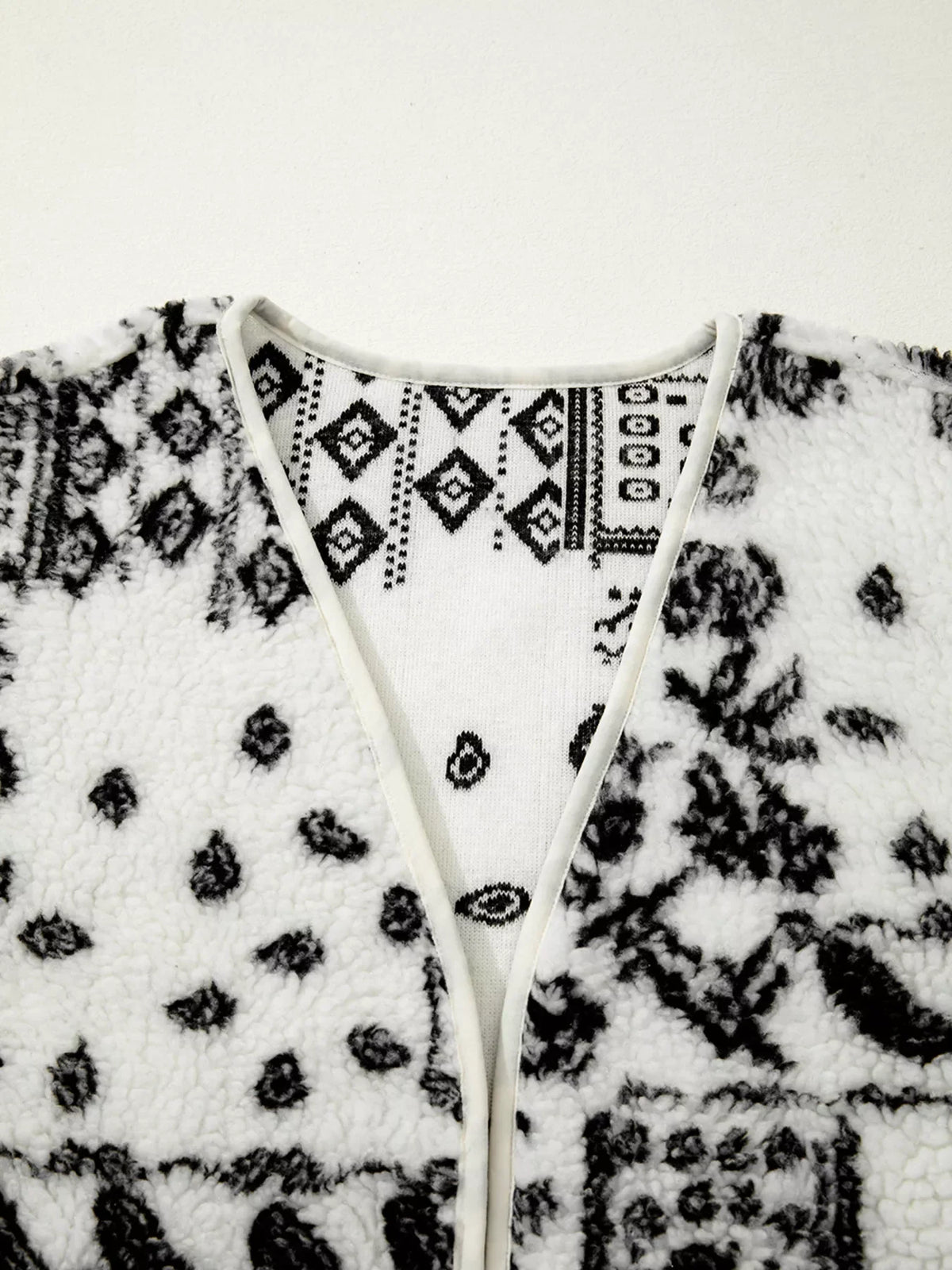 Sherpa Paisley Print Pocketed Western Fashion Vest Jacket